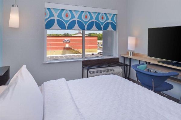 Tru By Hilton Little Rock West image 28