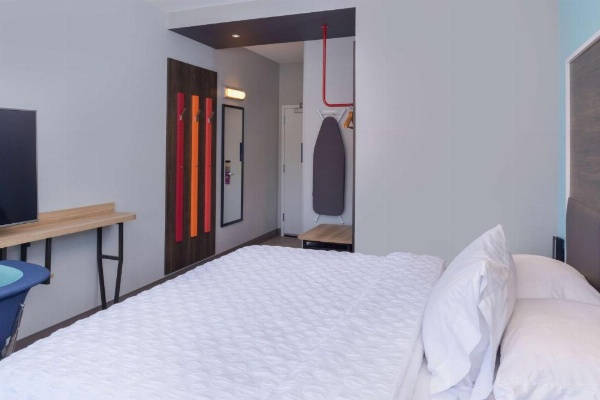 Tru By Hilton Little Rock West image 30